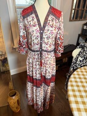 Floral Boho Midi Dress with Red Accents size 8/10